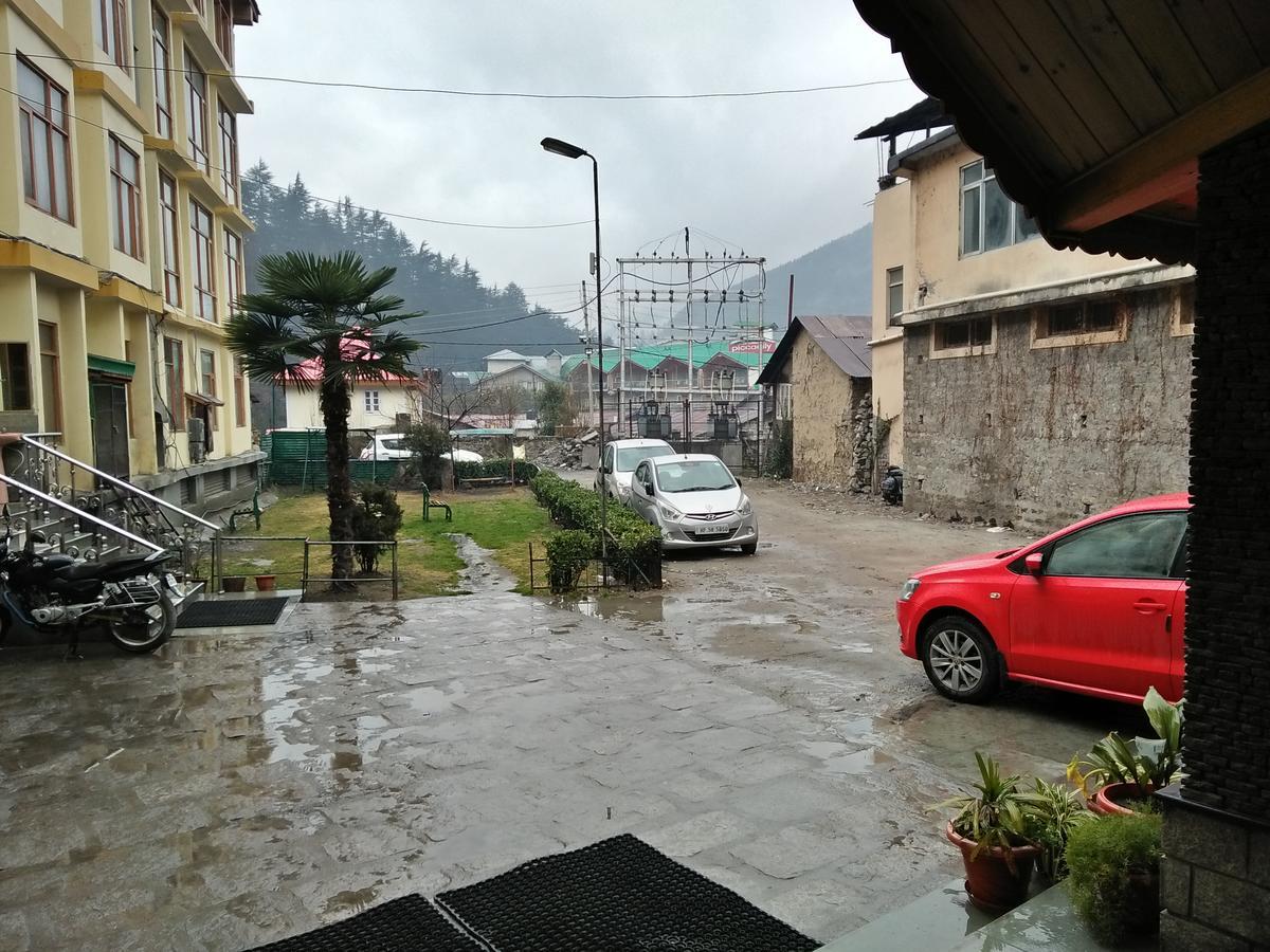 The Shivalik Hotel Manali  Exterior photo