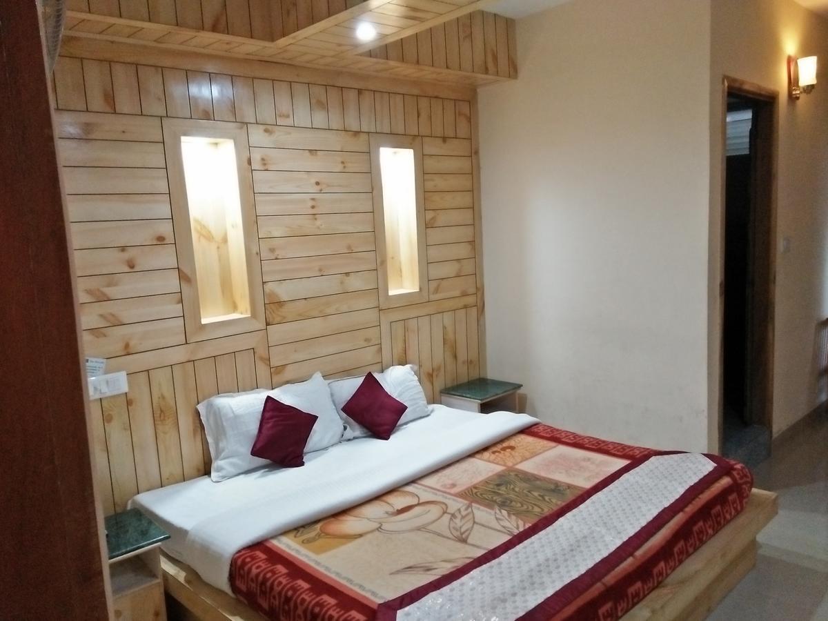 The Shivalik Hotel Manali  Exterior photo